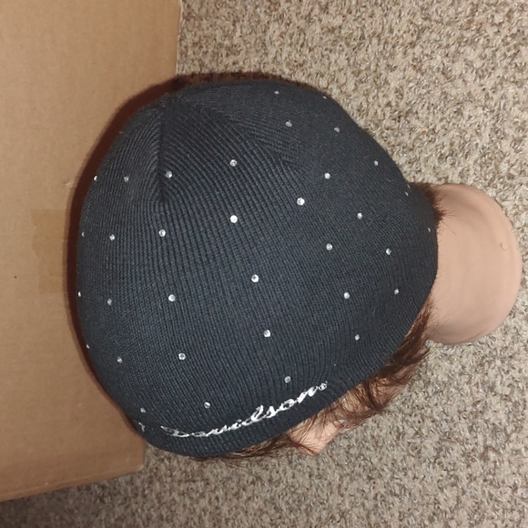 Harley Davidson Women's Embroidered Sequin Knit Beanie Black - Picture 3 of 9